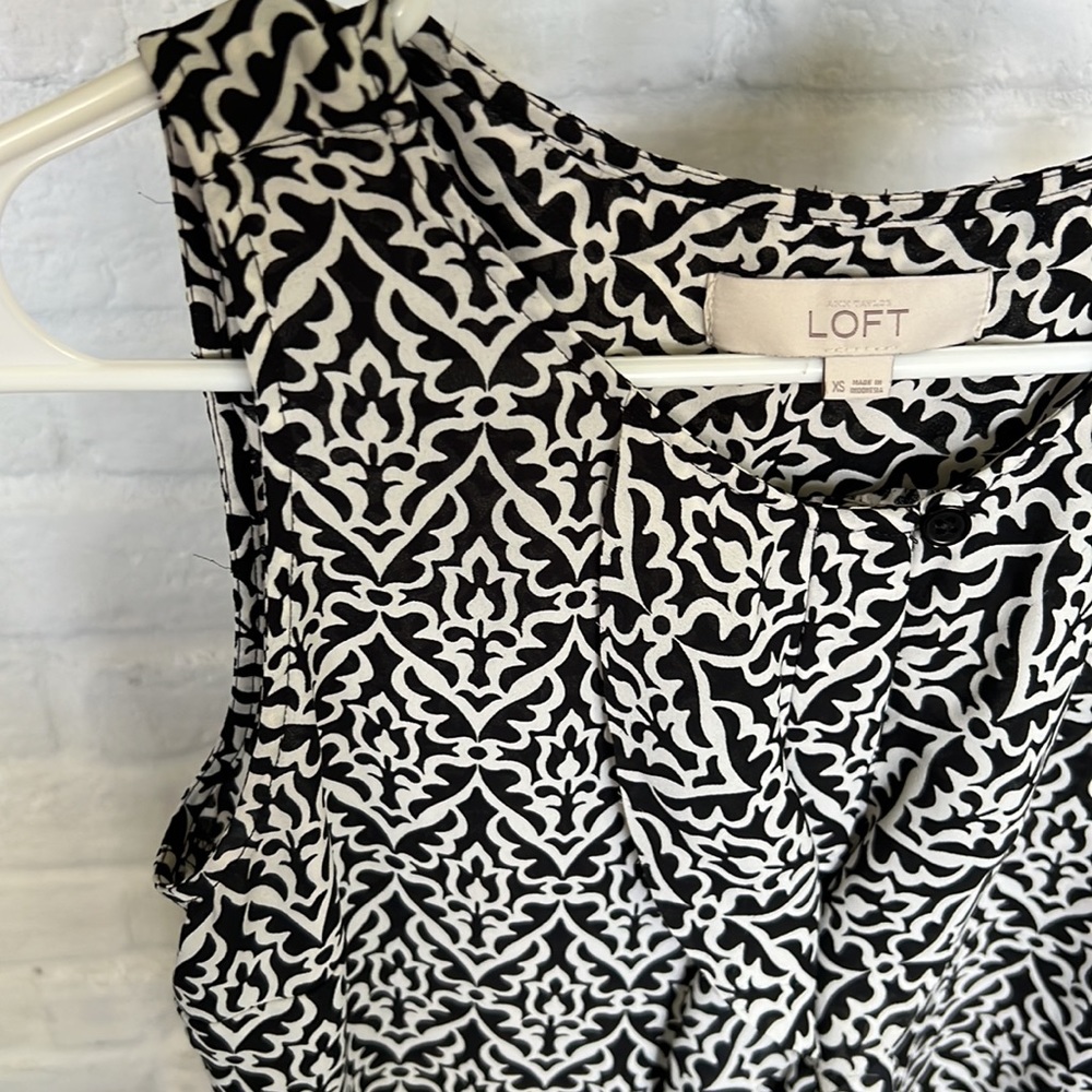 Loft - blouse - Picture 2 of 5